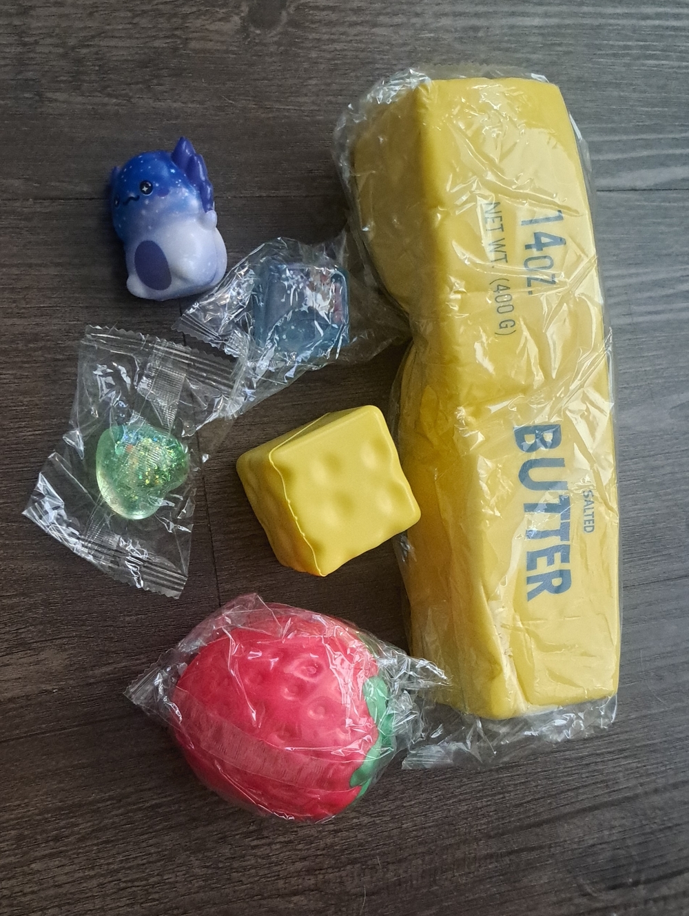 Viral Squishy Fidget Toy Bundle – 14 oz Butter, Strawberry, Cheese + More New